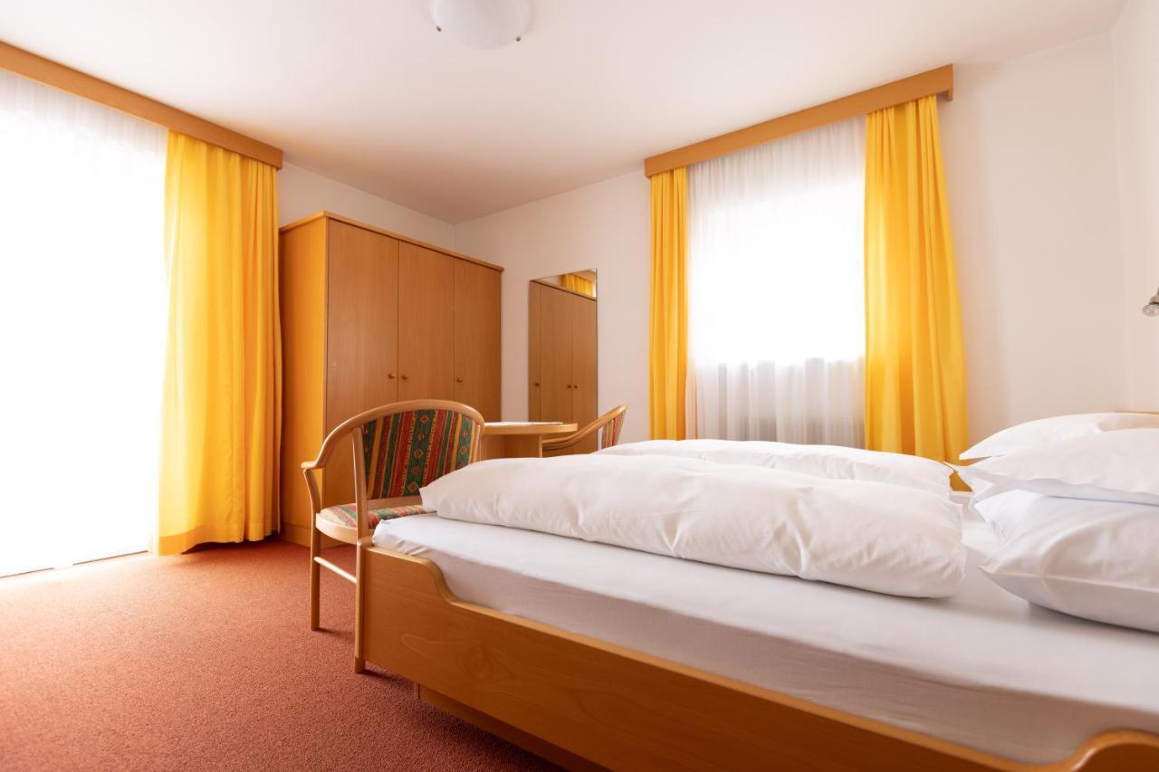 Hotel Garni Juval Tirolo Exterior foto